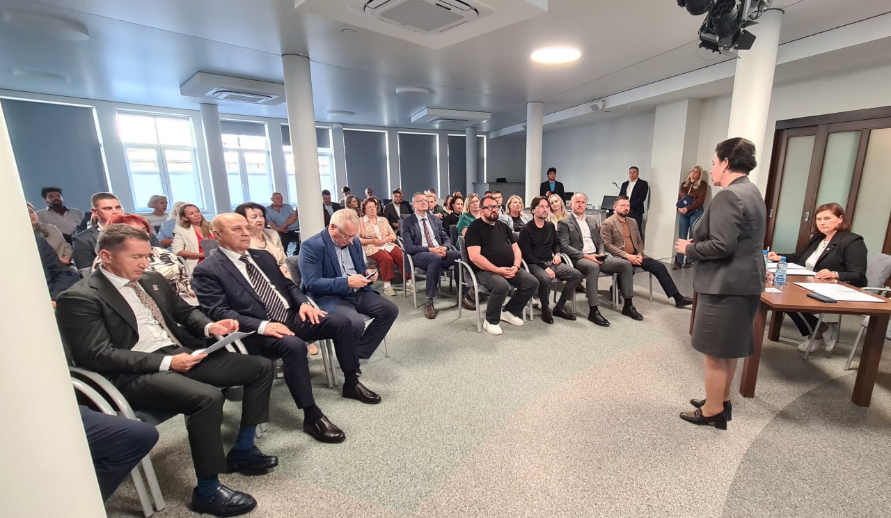 В Калининграде прошло заседание Местного политического совета Калининградского городского местного отделения Партии «ЕДИНАЯ РОССИЯ» по выдвижению кандидатов на выборах Горсовета Калининграда В Калининграде прошло заседание Местного политического совета Калининградского городского местного отделения Партии «ЕДИНАЯ РОССИЯ» по выдвижению кандидатов на выборах Горсовета Калининграда
